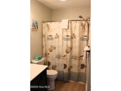 FIRST FLOOR END UNIT! Well maintained, bright and nicely on Brunswick Plantation and Golf Resorts in North Carolina - for sale on GolfHomes.com, golf home, golf lot