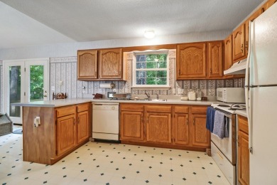 Consider the possibilities for this charming ranch in on Druid Hills Golf Club in Tennessee - for sale on GolfHomes.com, golf home, golf lot