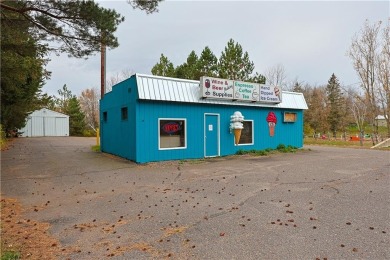 How can you go wrong with Ice Cream and Mini Golf? This Ice on Tee-A-Way Golf Club in Wisconsin - for sale on GolfHomes.com, golf home, golf lot