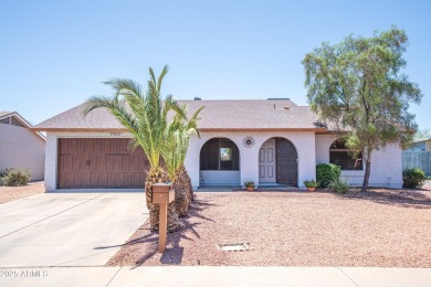 Do not miss this move-in ready GEM! This 3-bedroom home offers on Paradise Valley Park Golf Course in Arizona - for sale on GolfHomes.com, golf home, golf lot