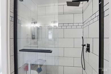 Very well maintained 2 level home in a private gated community on Ridgecrest Golf Course in Idaho - for sale on GolfHomes.com, golf home, golf lot