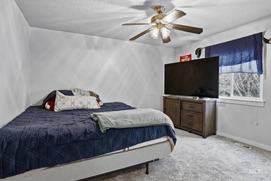 Very well maintained 2 level home in a private gated community on Ridgecrest Golf Course in Idaho - for sale on GolfHomes.com, golf home, golf lot