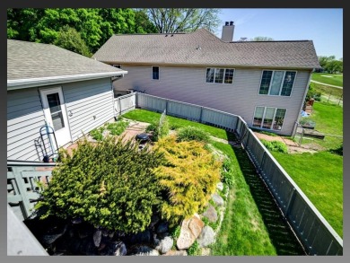 LIVE ON THE GOLF COURSE at TPC WISCONSIN .  This home sits on on Cherokee Country Club in Wisconsin - for sale on GolfHomes.com, golf home, golf lot