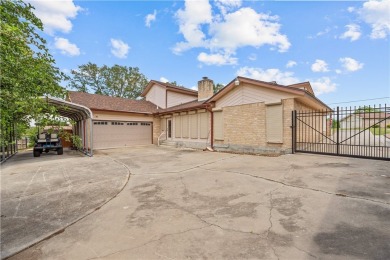 This stunning two-story home offers abundant living space and a on River Hills Country Club in Texas - for sale on GolfHomes.com, golf home, golf lot