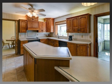 LIVE ON THE GOLF COURSE at TPC WISCONSIN .  This home sits on on Cherokee Country Club in Wisconsin - for sale on GolfHomes.com, golf home, golf lot