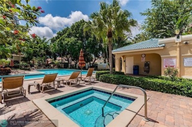 3/2.5 townhouse located in Verona of Deer Creek with a private on Deer Creek Golf Club in Florida - for sale on GolfHomes.com, golf home, golf lot