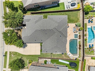 Welcome to this pristine one-story Standard Pacific home located on Trophy Club of Dallas in Texas - for sale on GolfHomes.com, golf home, golf lot