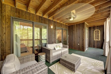 Welcome to this beautifully updated 2-bed, 2-bath condo on Lake on The Eagle Pointe Golf Resort in Indiana - for sale on GolfHomes.com, golf home, golf lot