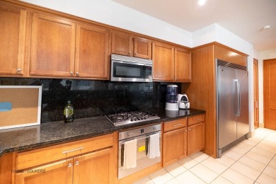 Golf-view apartment in Paseo de las Casas, Buenaventura

Located on  in  - for sale on GolfHomes.com, golf home, golf lot