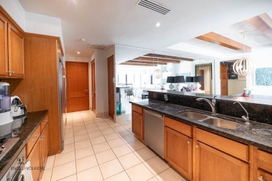 Golf-view apartment in Paseo de las Casas, Buenaventura

Located on  in  - for sale on GolfHomes.com, golf home, golf lot