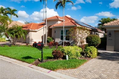 This rarely available Oakwood model offers 2,231 sq ft of living on Copperleaf Golf Club in Florida - for sale on GolfHomes.com, golf home, golf lot