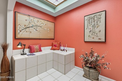 This is the largest townhome in Sun Lakes! 2 bed 2 bath home on Cottonwood Country Club in Arizona - for sale on GolfHomes.com, golf home, golf lot