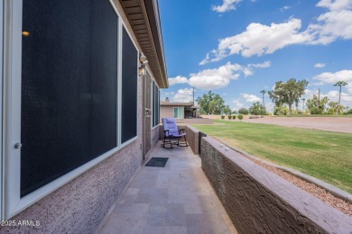 This is the largest townhome in Sun Lakes! 2 bed 2 bath home on Cottonwood Country Club in Arizona - for sale on GolfHomes.com, golf home, golf lot