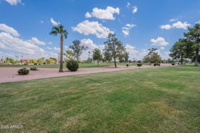 This is the largest townhome in Sun Lakes! 2 bed 2 bath home on Cottonwood Country Club in Arizona - for sale on GolfHomes.com, golf home, golf lot