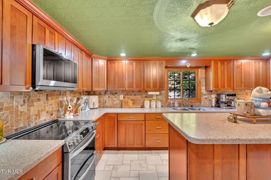 Welcome home to 2713 Country Club Road! Whether you are an avid on Lonesome Pine Country Club in Virginia - for sale on GolfHomes.com, golf home, golf lot