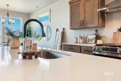 Thoughtfully designed single-level floor plan offers 3 bedrooms on Hunters Point Golf Club in Idaho - for sale on GolfHomes.com, golf home, golf lot