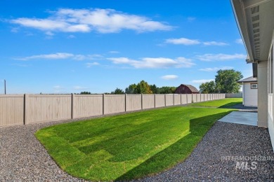 Thoughtfully designed single-level floor plan offers 3 bedrooms on Hunters Point Golf Club in Idaho - for sale on GolfHomes.com, golf home, golf lot