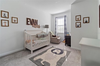 Convenient Lakewood Ranch location with fabulous amenities! This on Lakewood National Golf Club in Florida - for sale on GolfHomes.com, golf home, golf lot