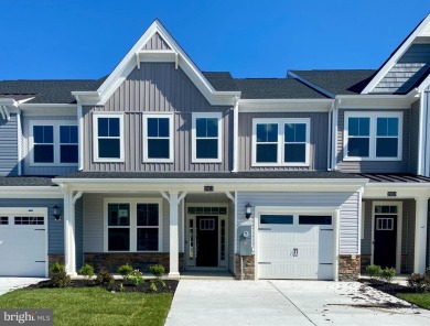 END UNIT-TWO PRIMARY BEDROOMS!  NOW COMPLETED, MOVE IN READY! on Plantation Lakes Golf and Country Club in Delaware - for sale on GolfHomes.com, golf home, golf lot