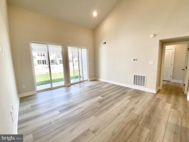 END UNIT-TWO PRIMARY BEDROOMS!  NOW COMPLETED, MOVE IN READY! on Plantation Lakes Golf and Country Club in Delaware - for sale on GolfHomes.com, golf home, golf lot