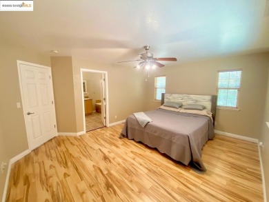 Welcome to the Gateway to Yosemite, Groveland! This 3 bedroom 2 on Pine Mountain Lake Country Club in California - for sale on GolfHomes.com, golf home, golf lot