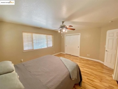 Welcome to the Gateway to Yosemite, Groveland! This 3 bedroom 2 on Pine Mountain Lake Country Club in California - for sale on GolfHomes.com, golf home, golf lot