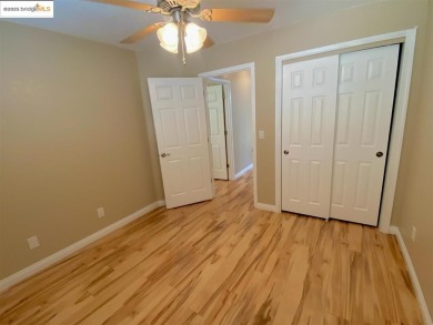 Welcome to the Gateway to Yosemite, Groveland! This 3 bedroom 2 on Pine Mountain Lake Country Club in California - for sale on GolfHomes.com, golf home, golf lot