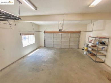 Welcome to the Gateway to Yosemite, Groveland! This 3 bedroom 2 on Pine Mountain Lake Country Club in California - for sale on GolfHomes.com, golf home, golf lot