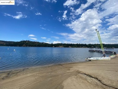 Welcome to the Gateway to Yosemite, Groveland! This 3 bedroom 2 on Pine Mountain Lake Country Club in California - for sale on GolfHomes.com, golf home, golf lot