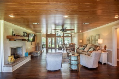 This stunningly renovated 5-bedroom, 3-bath ranch-style home on Lake Bruin Golf and Country Club in Louisiana - for sale on GolfHomes.com, golf home, golf lot