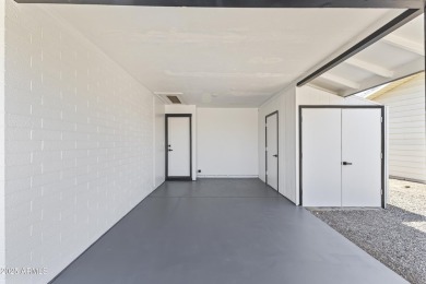 Beautifully cosmetically remodeled and move-in ready! This Sun on Sun City South Golf Course in Arizona - for sale on GolfHomes.com, golf home, golf lot