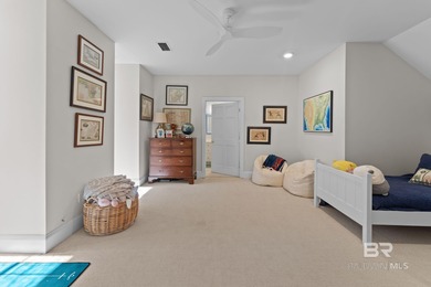 Beautiful 5-bedroom, 4-bath home in the coveted Lakewood Club on Lakewood Golf Club in Alabama - for sale on GolfHomes.com, golf home, golf lot