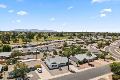 Beautifully cosmetically remodeled and move-in ready! This Sun on Sun City South Golf Course in Arizona - for sale on GolfHomes.com, golf home, golf lot