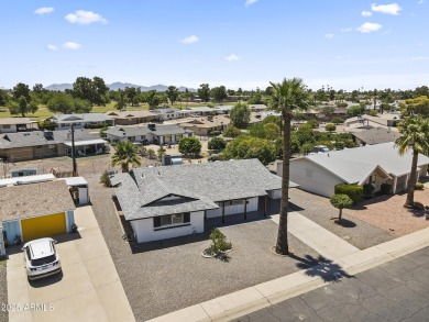 Beautifully cosmetically remodeled and move-in ready! This Sun on Sun City South Golf Course in Arizona - for sale on GolfHomes.com, golf home, golf lot
