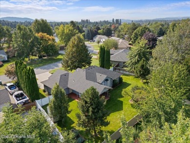 SINGLE-LEVEL  HOME IN HAYDEN'S WOODLAND MEADOWS. Woodland on Hayden Lake Country Club in Idaho - for sale on GolfHomes.com, golf home, golf lot