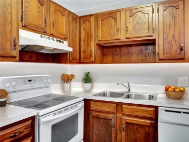 Live the relaxed Florida lifestyle in this desirable 1st floor on Vero Beach South Golf Course in Florida - for sale on GolfHomes.com, golf home, golf lot