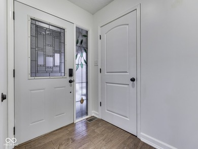 VALLE VISTA GOLF COURSE * MAIN LEVEL RANCH UPDATED CONDO * on Valle Vista Country Club in Indiana - for sale on GolfHomes.com, golf home, golf lot