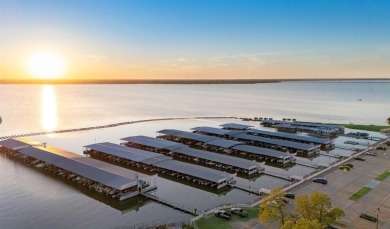 BYOBuilder. You just found the center of your new univerise! on Lakeside Village Golf Course in Texas - for sale on GolfHomes.com, golf home, golf lot