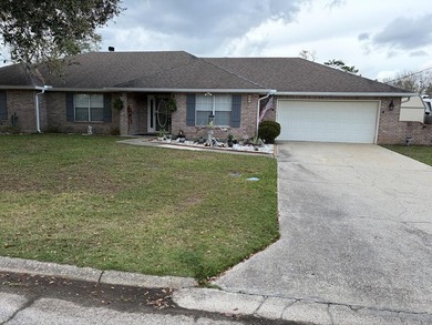 Love Golf,  You will love this beautiful home on the 13th green on Millbrook Country Club in Mississippi - for sale on GolfHomes.com, golf home, golf lot