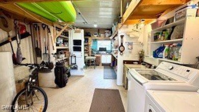 This stunning manufactured home boasts 2 bedrooms and 2 on Riverbend Golf and Country Club in Florida - for sale on GolfHomes.com, golf home, golf lot