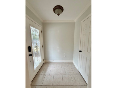 Super cute 3 bedroom, 2 bathroom home located in the desirable on Diamondhead Country Club in Mississippi - for sale on GolfHomes.com, golf home, golf lot