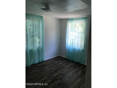 Charming Cottage Near Golf, Parks, and Beaches! Discover the on Palatka Golf Club in Florida - for sale on GolfHomes.com, golf home, golf lot