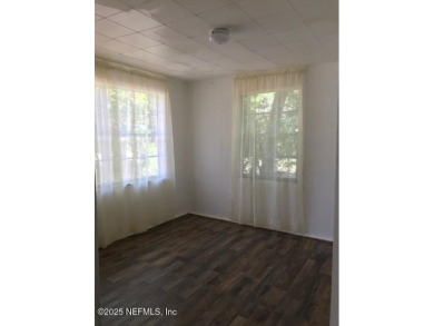 Charming Cottage Near Golf, Parks, and Beaches! Discover the on Palatka Golf Club in Florida - for sale on GolfHomes.com, golf home, golf lot