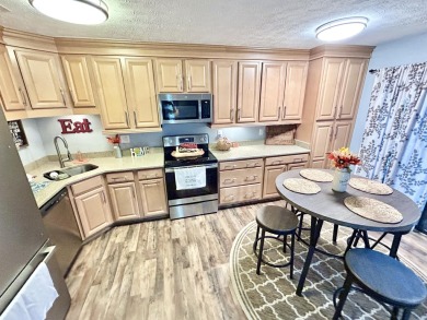 Enjoy the resort life year round with the beauty and ammenties on Woodson Bend Resort in Kentucky - for sale on GolfHomes.com, golf home, golf lot