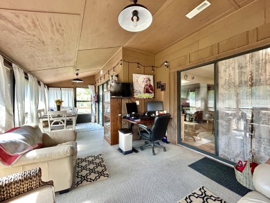 Enjoy the resort life year round with the beauty and ammenties on Woodson Bend Resort in Kentucky - for sale on GolfHomes.com, golf home, golf lot