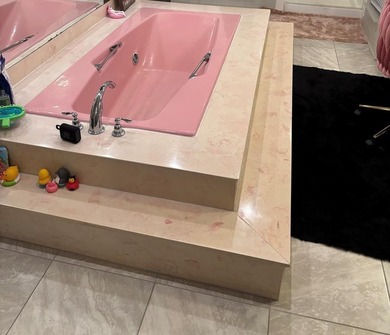 Beautiful home on quiet cul-de-sac on Diamondhead's Pines Golf on Diamondhead Country Club in Mississippi - for sale on GolfHomes.com, golf home, golf lot