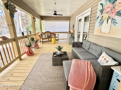 This like new 3 BR, 2 bath home is move-in ready. Well on Druid Hills Golf Club in Tennessee - for sale on GolfHomes.com, golf home, golf lot