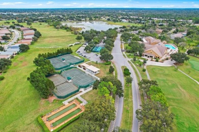 PRICE REDUCED!!This well maintained Victoria II has been updated on Heritage Pines Country Club in Florida - for sale on GolfHomes.com, golf home, golf lot