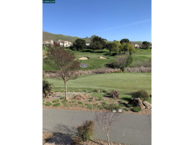 This is a perfect location to build your dream home. Located on Hiddenbrooke Golf Club in California - for sale on GolfHomes.com, golf home, golf lot