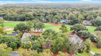 Close the back gate, shopping, groceries, dining  more!  Welcome on Belfair Golf Club in South Carolina - for sale on GolfHomes.com, golf home, golf lot